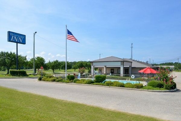 Briarwood Inn of Geneva